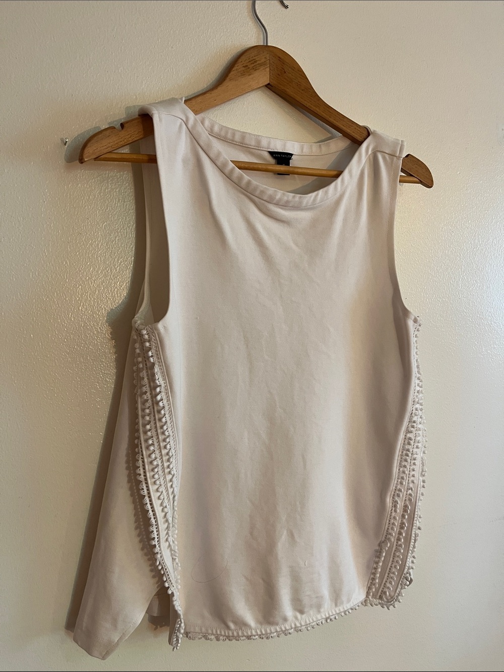 Ann Taylor Cream Sleeveless Tank with Side Trim